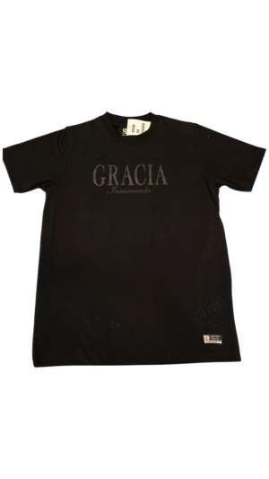 Camisa negra GRACIA INMERECIDA