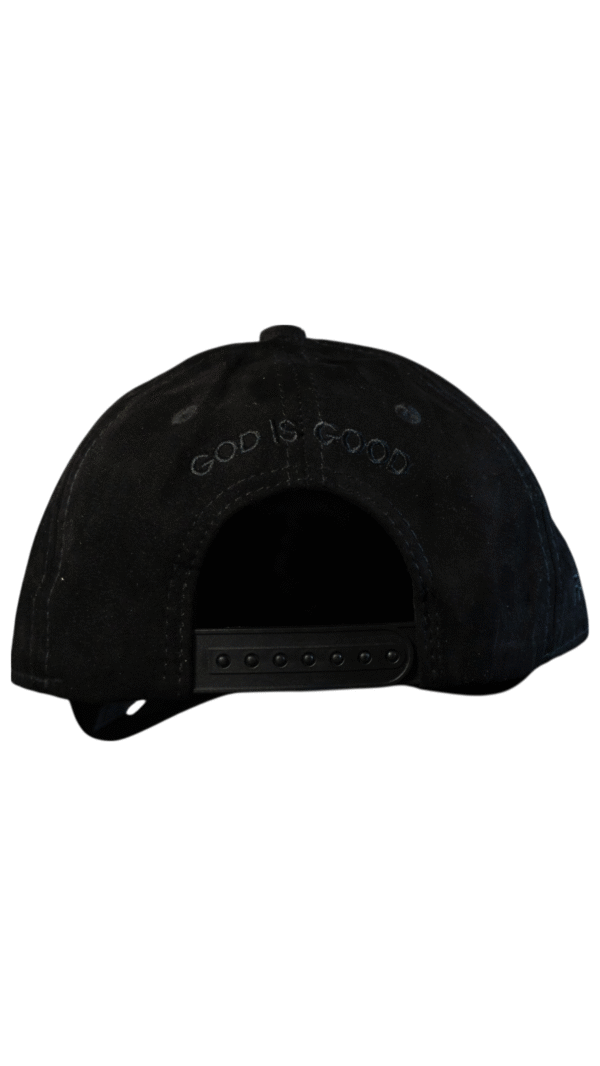 Gorra Negra – Cruz Bordada