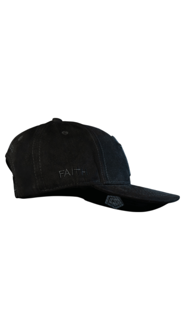 Gorra FULL negra CRUZ