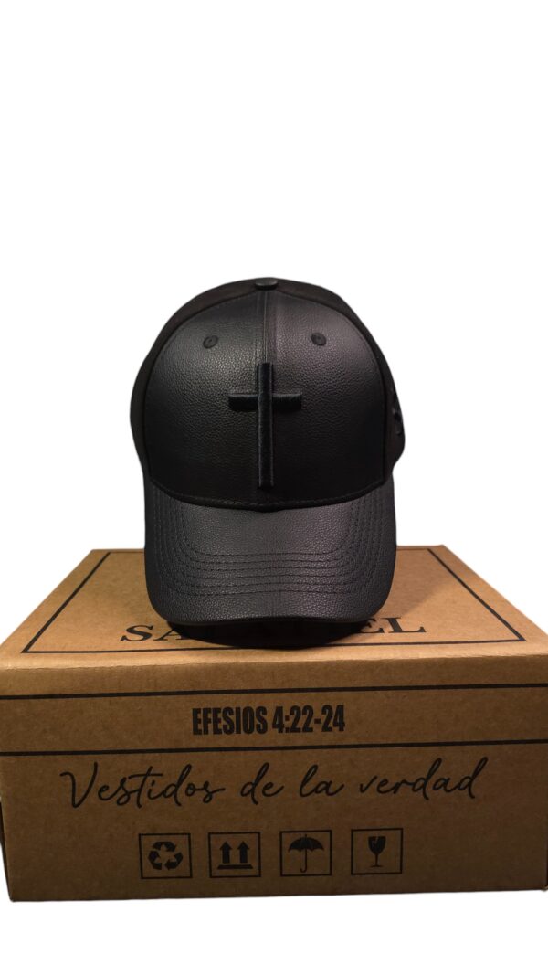 Yeshua full negra cuerina plana